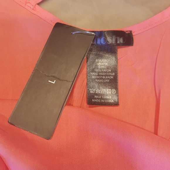 Coral Romper - Picture 4 of 4